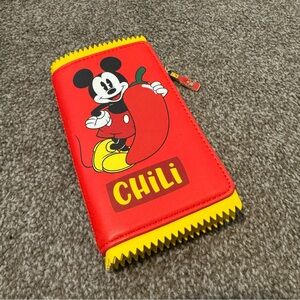 NWOT Loungefly Mickey Mouse Chili Wallet